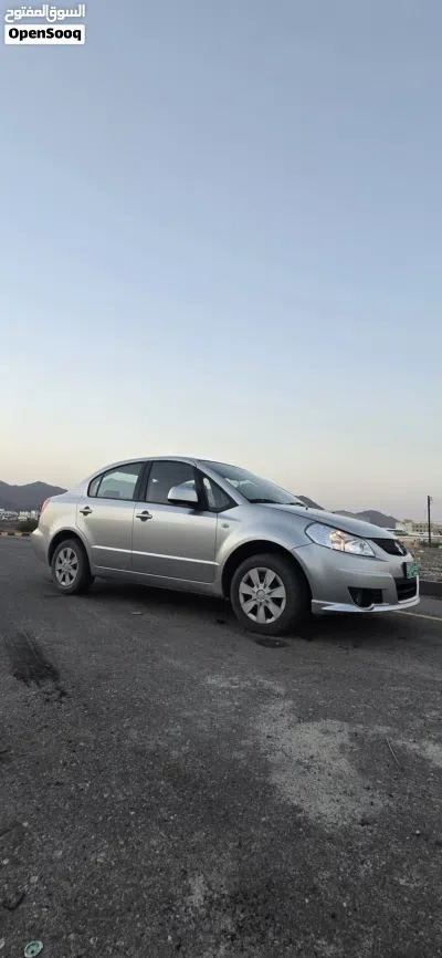 Suzuki SX4 GLX 3