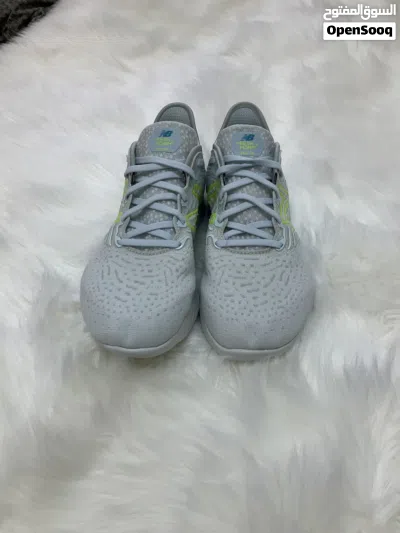 حذاء new balance للبيع 4