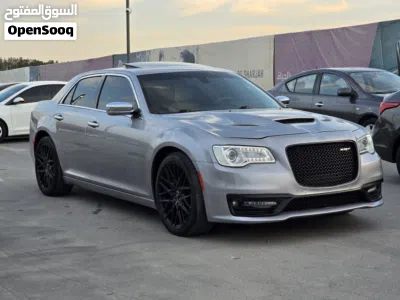 Chrysler 300 300S v8 3