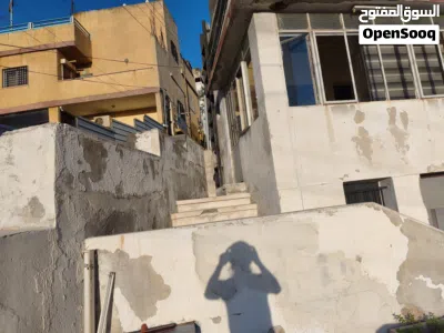 منزل مستقل للبيع في جبل التاج مقابل للشارع الرئيسي ومطل على القصور الملكية العامرة 2