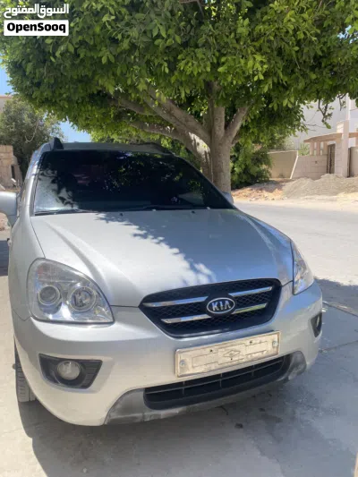 Kia Carens Luxury 2