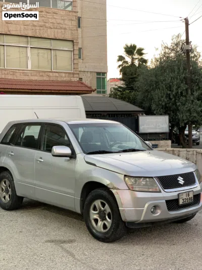Suzuki Grand Vitara Standard 2