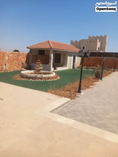فيلا مع ارض 3