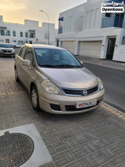 Nissan Tiida 2