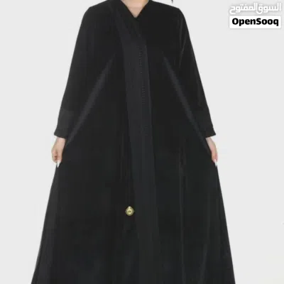 عبايات وفرات وجميع ملابس النسائيه 3