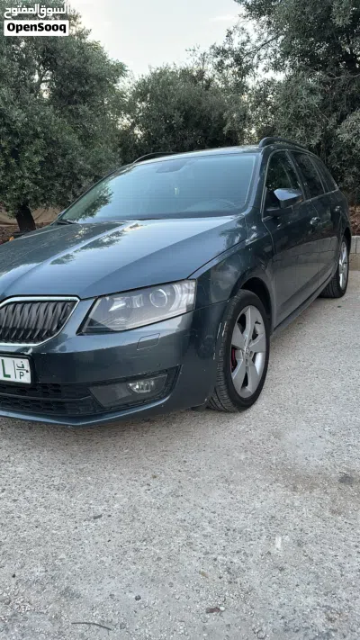 سكودا اوكتافيا RS 2