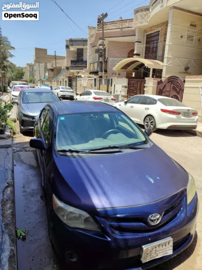 Toyota Corolla LE 4