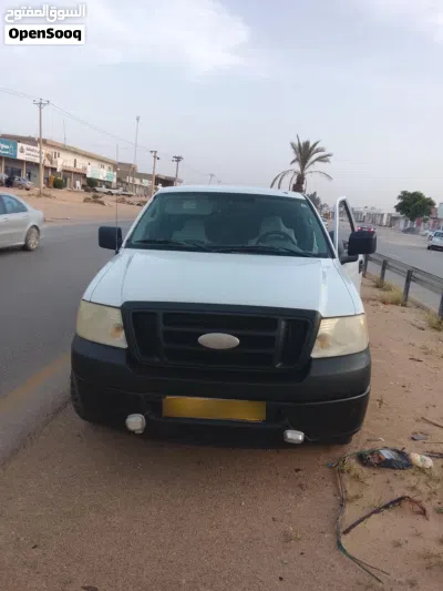 Ford F-150 XL 2
