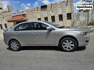 Mitsubishi Lancer ES 4