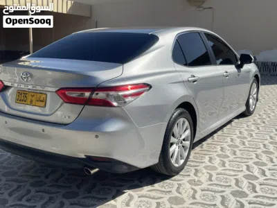 Toyota Camry LE 4