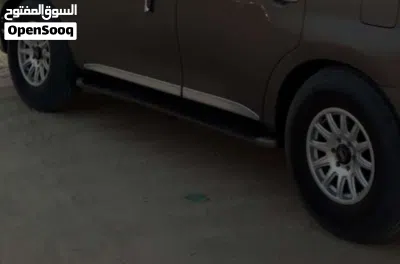 نيسان باترول LE 2