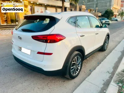 هیۆندای Tucson GL 4