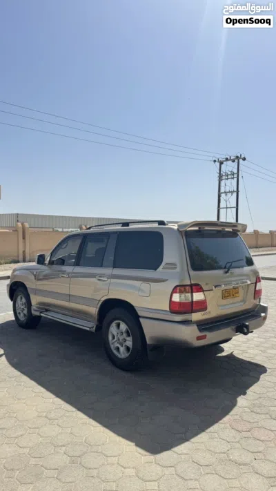 Toyota Land Cruiser VXR 3