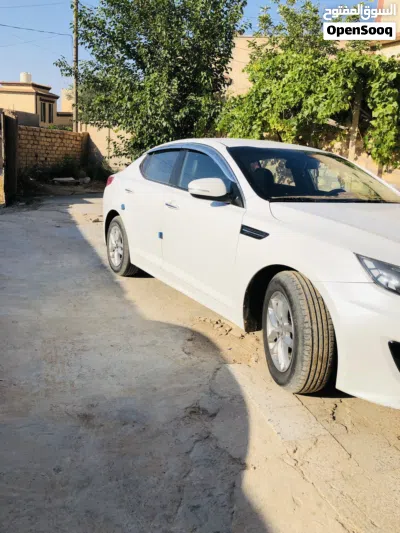 Kia K5 EX 4