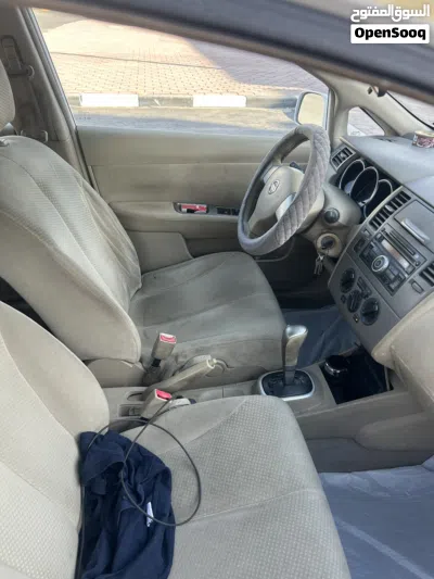 Nissan Tiida 3