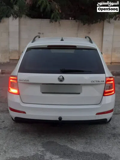 سكودا اوكتافيا Standard 2