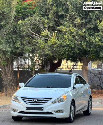 Hyundai Sonata Blue 4