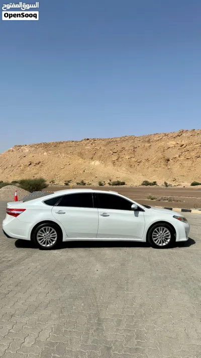 Toyota Avalon Base 3