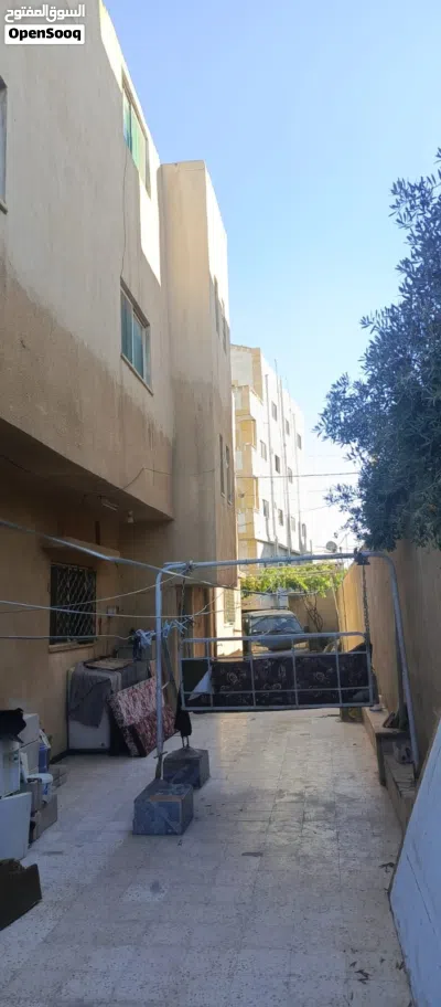 البيت للبيع 2