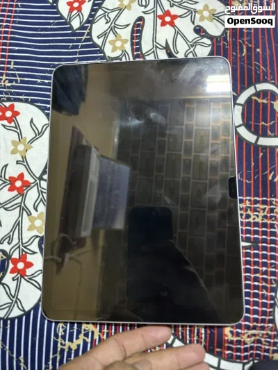 iPad air ..11inch m3 128 gb 3