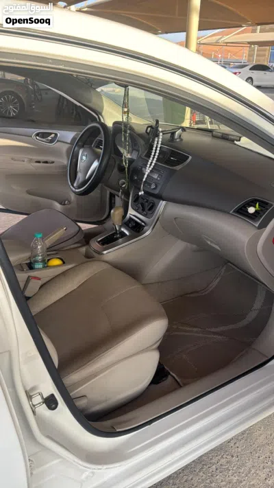 نيسان سنترا SV 4