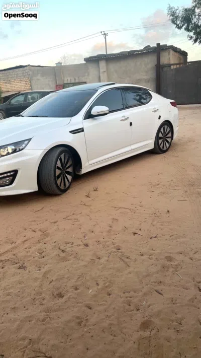 Kia K5 EX 3