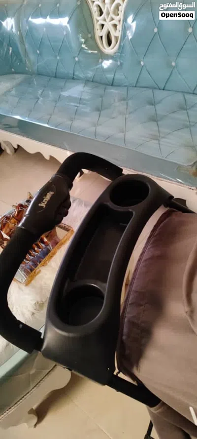 عربه اطفال ماركة عالمية جونيورز 4