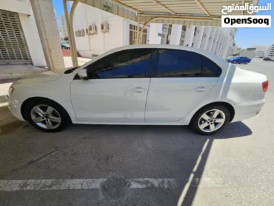 Volkswagen Jetta Standard 3