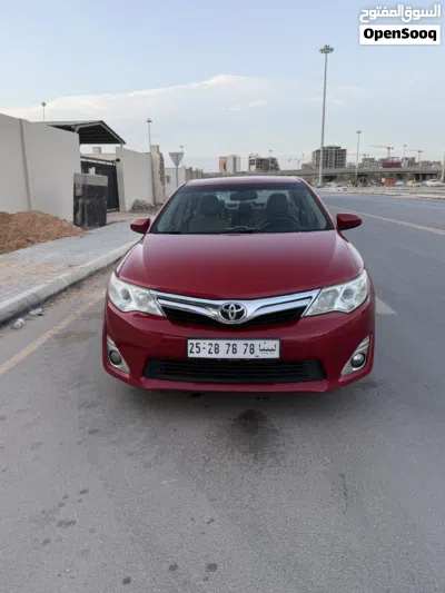 تويوتا كامري XLE 2