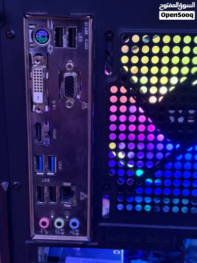 الوصف مهم و السعر قابل للتفاوض PC GAMING 3