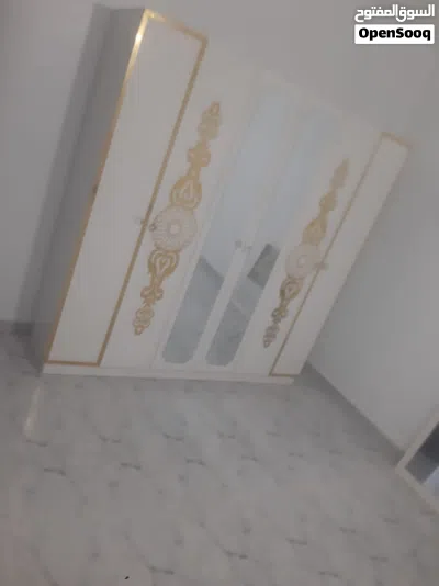 فني أثاث منزلي و مكتبي و مطابخ فك و تركيب و صيانة بخبرة في طرابلس و ضواحيها 4