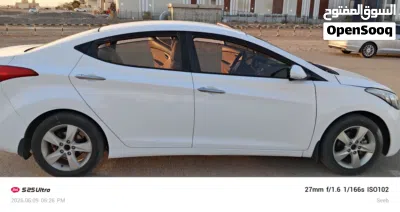 Hyundai Elantra GLS 3