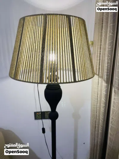 مصباح أرضي (ستاند إنارة) مودرن للبي 3