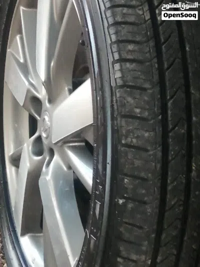Nissan Pathfinder SV 4