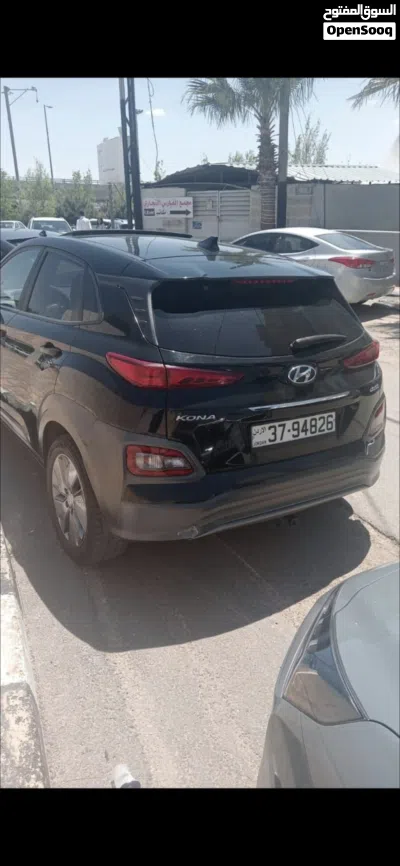 Hyundai Kona Premium 2