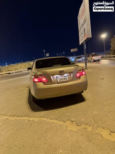 تويوتا كامري LE 3