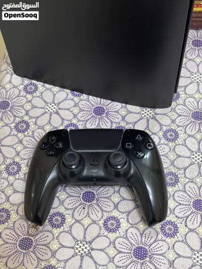 للبيع PS5 سليم ديجيتال اللون الأسود النادر 3