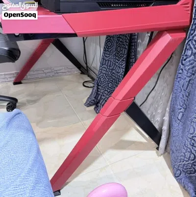 Gameon Monitor 27-165Hz IPS FHD + Gaming Table For Sale 3