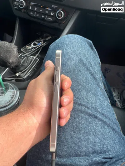 Iphone 15 pro 256gb 4