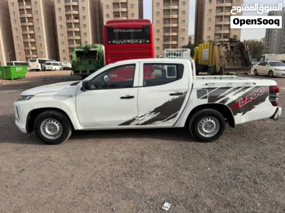 ميتسوبيشي L200 Standard 2