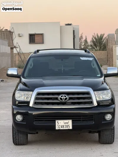 Toyota Sequoia SR 5 4