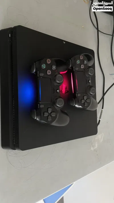 Ps4 نظيف للبيع 3