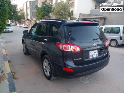 Hyundai Santa Fe GL 3