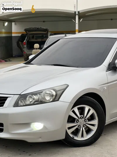 هوندا اكورد DX 3