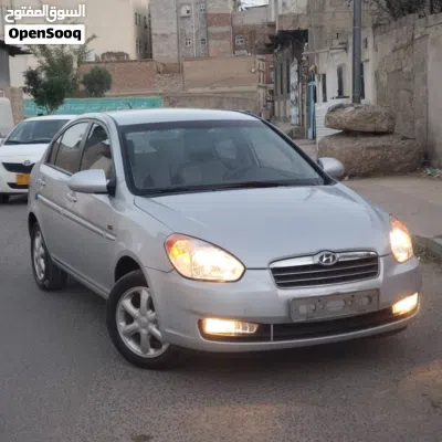 Hyundai Accent Limited 3