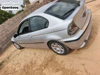 بي ام دبليو الفئة 3 318 4