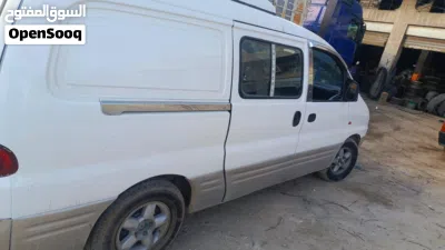 Hyundai H1 Standard 3