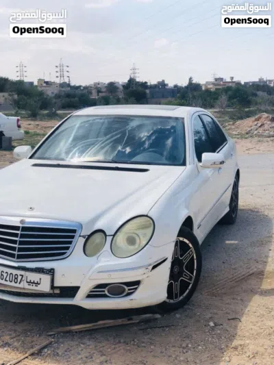 Mercedes Benz E-Class E 280 2