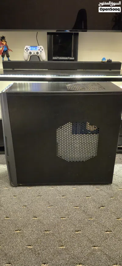 pc case with motherboard 2