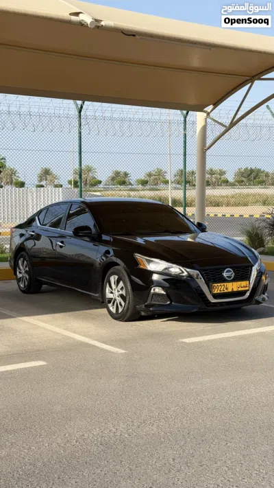 Nissan Altima S 3